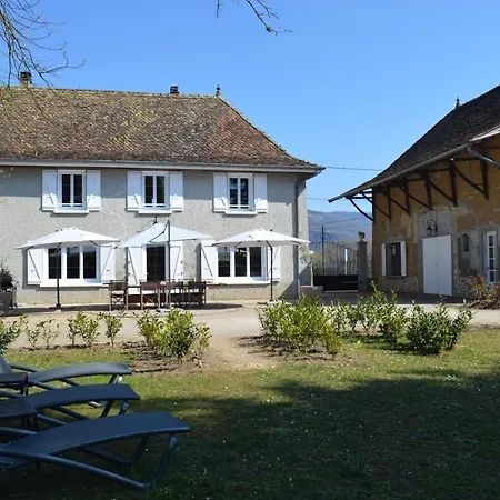 Le Domaine Du Chaffard Bed & Breakfast Les Avenieres