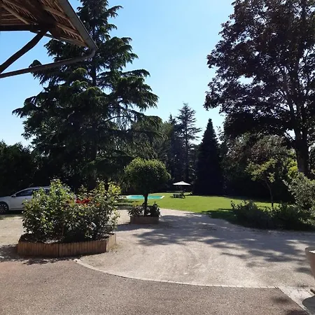 Le Domaine Du Chaffard Bed & Breakfast